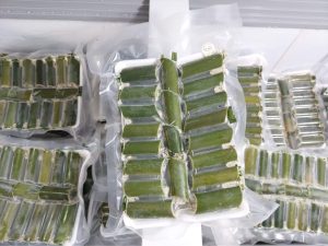 Nguyên liệu làm chả ốc ống tre