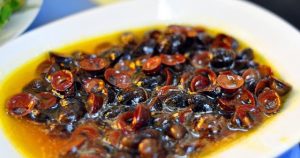 Nguyên liệu chuẩn bị cho món ốc dừa xào bơ