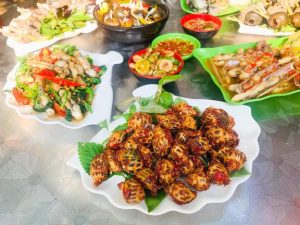 Nguyên liệu chuẩn bị cho món ốc gạo sài gòn