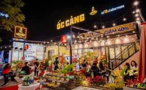 1. Ốc Cảng - Quán ốc ngon Hải Phòng phong cách bình dân