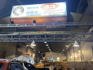 quán ốc nhồi thịt 33 đà lạt - Ấn tượng đầu tiên về không gian và nhịp sống tại quán