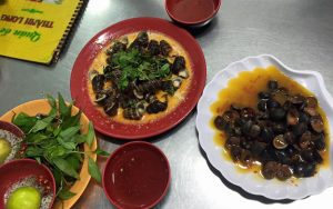 quán ốc thành long - Không gian và không khí tại quán