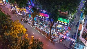 quán ốc trường sa - Ấn tượng đầu tiên về không gian và vị trí