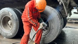 súng vặn ốc bằng khí nén - Nguyên nhân khiến súng vặn ốc khí nén bị kẹt
